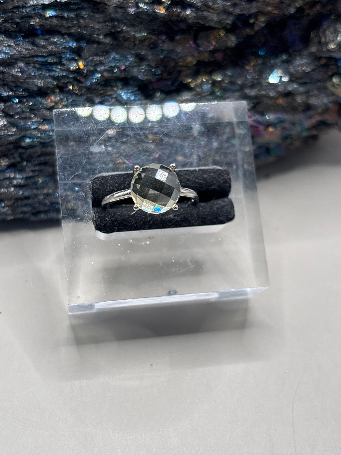 Facettierter Citrin Ring