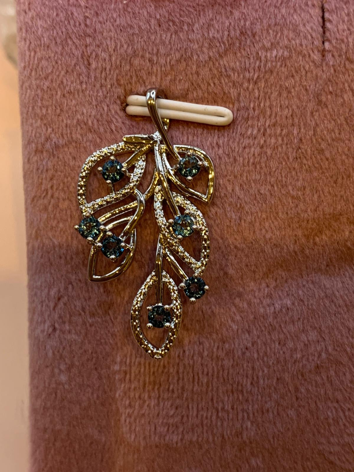 Londonblue Topas Anhänger Blatt