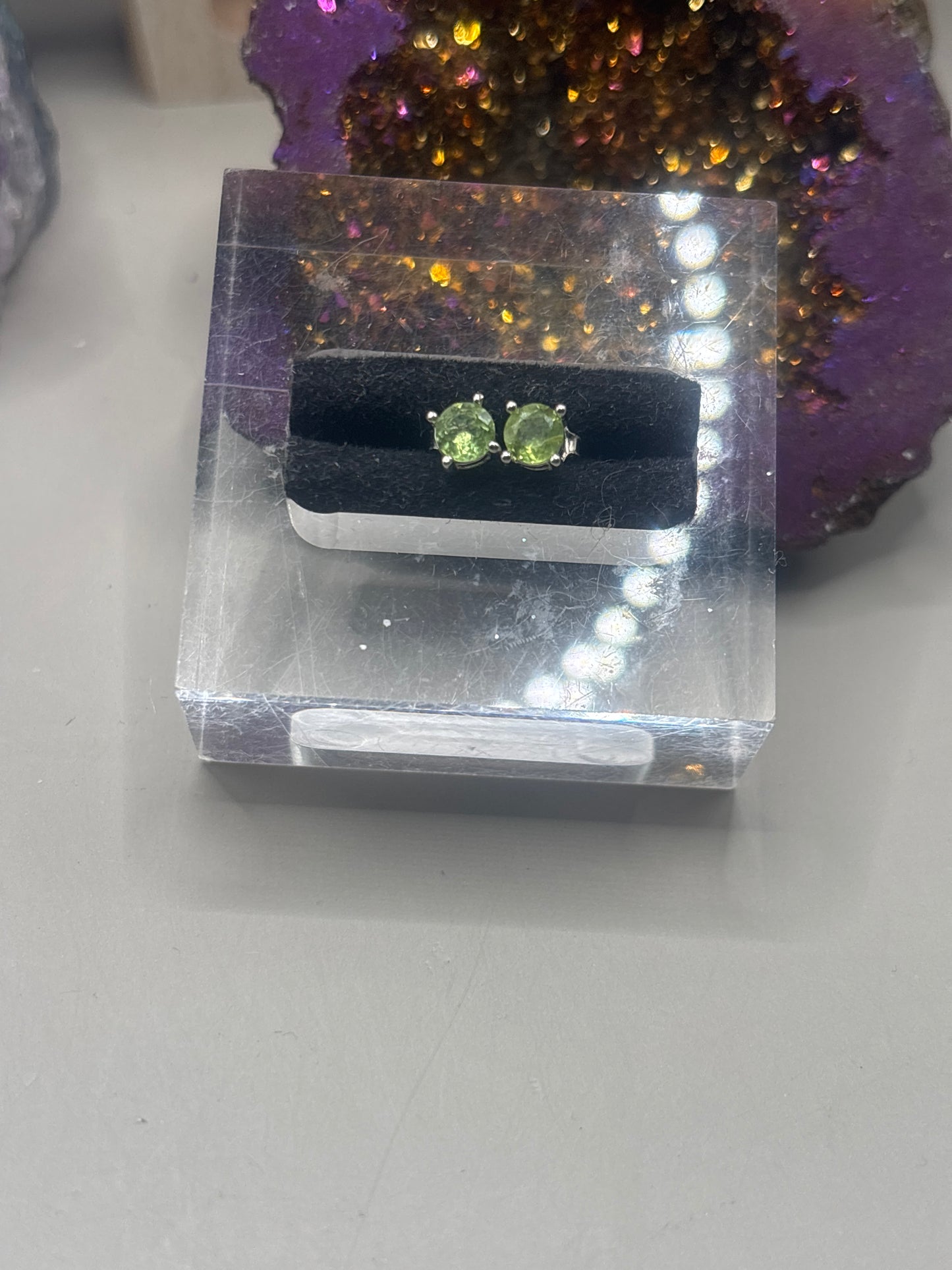 Peridot schlichte Ohrstecker