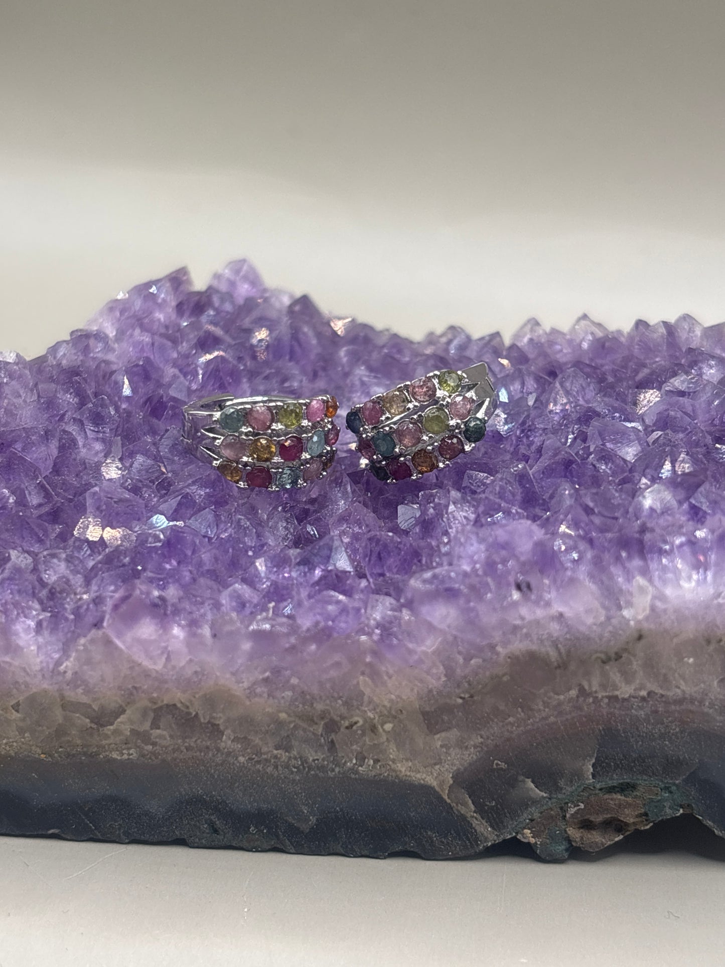 Bunter Turmalin Kreolen