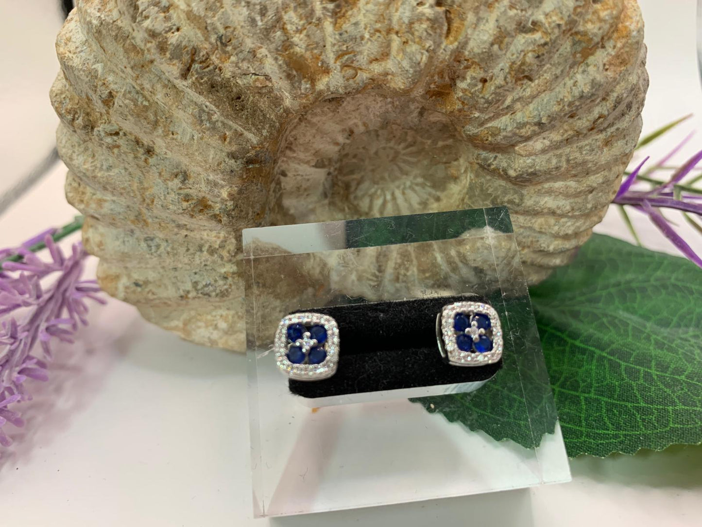 Saphir schlichte Ohrstecker