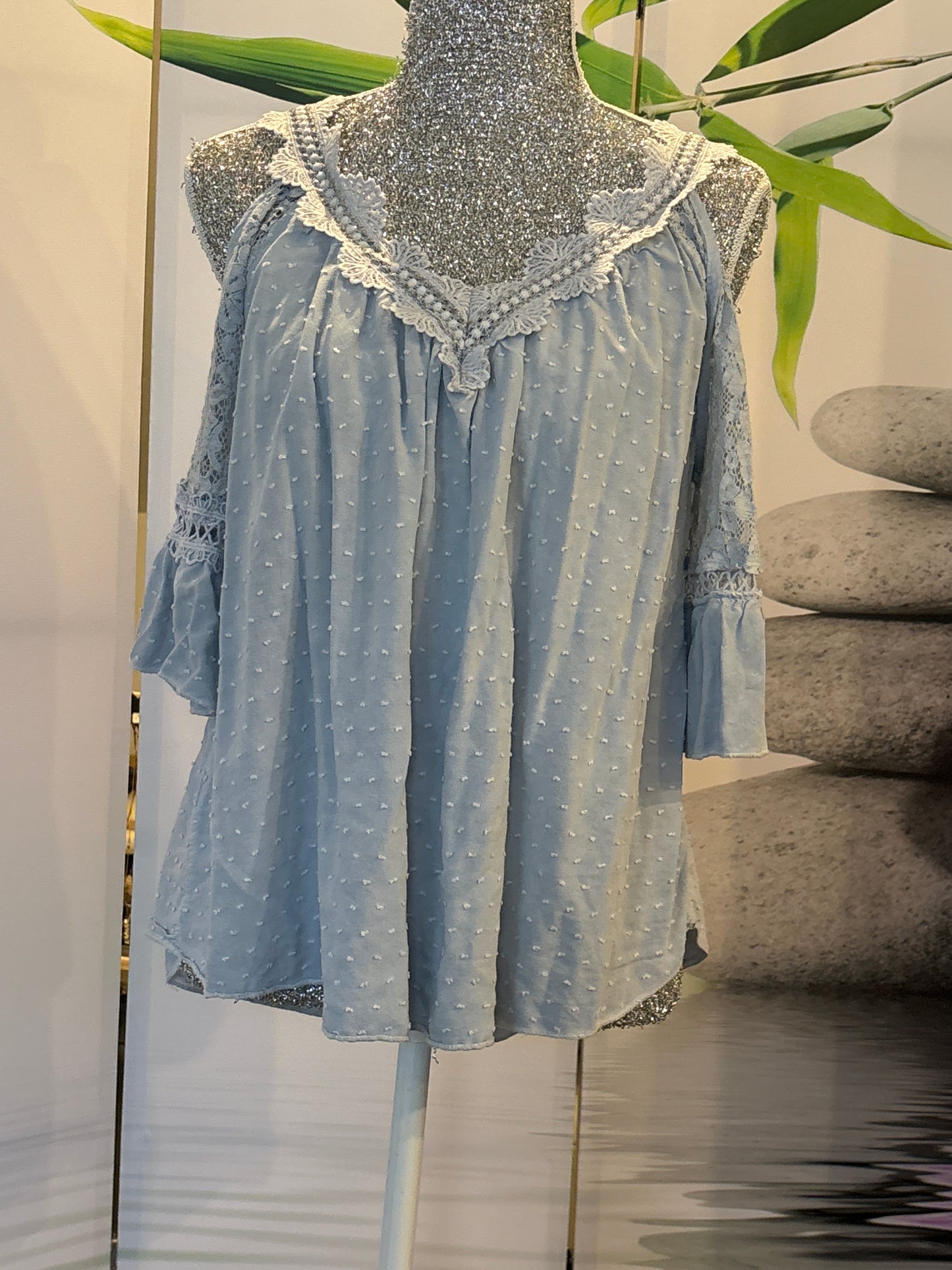 Shirt/ Bluse mit Cutout