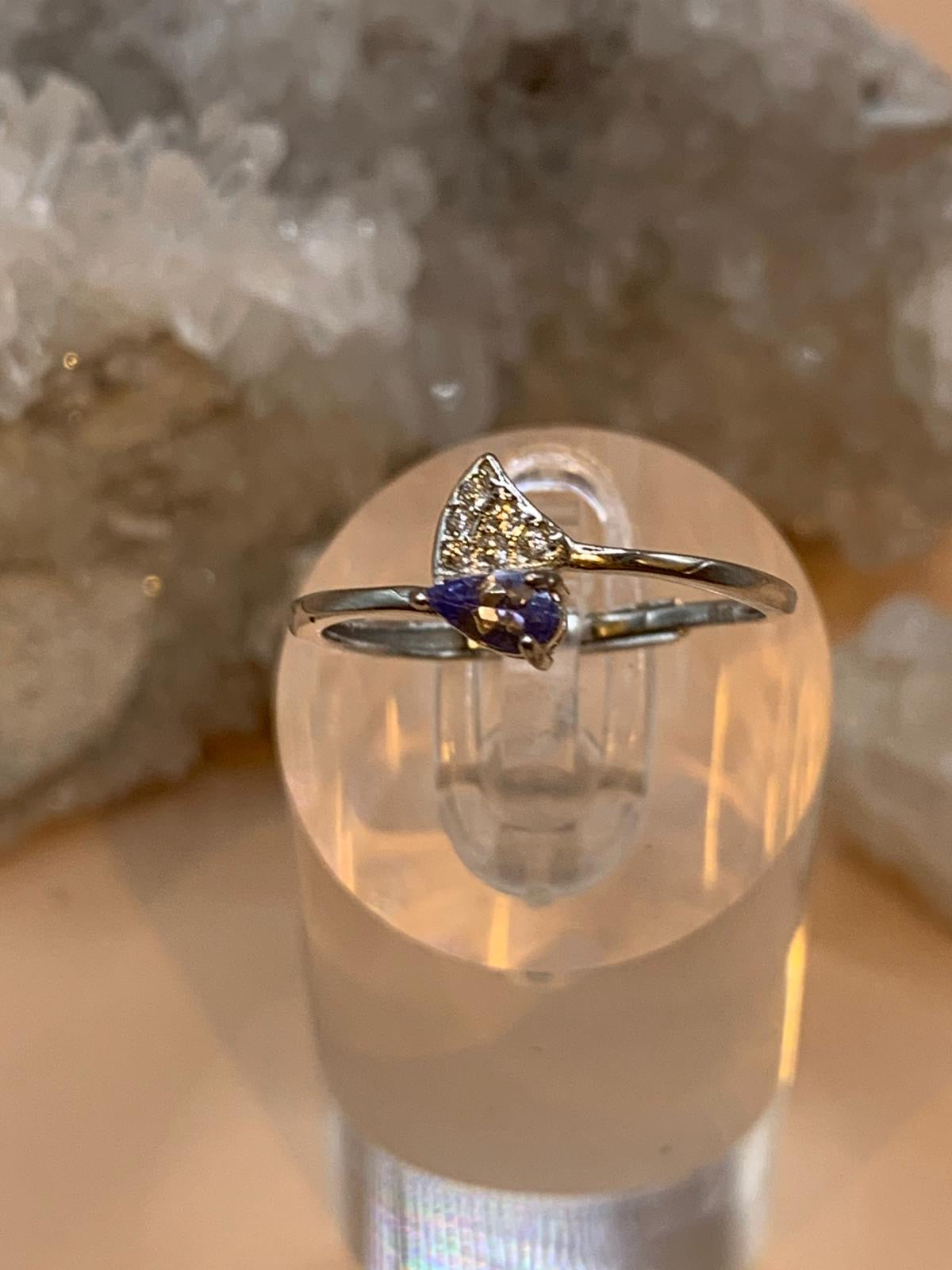 Tansanit mit Zirkon Ring