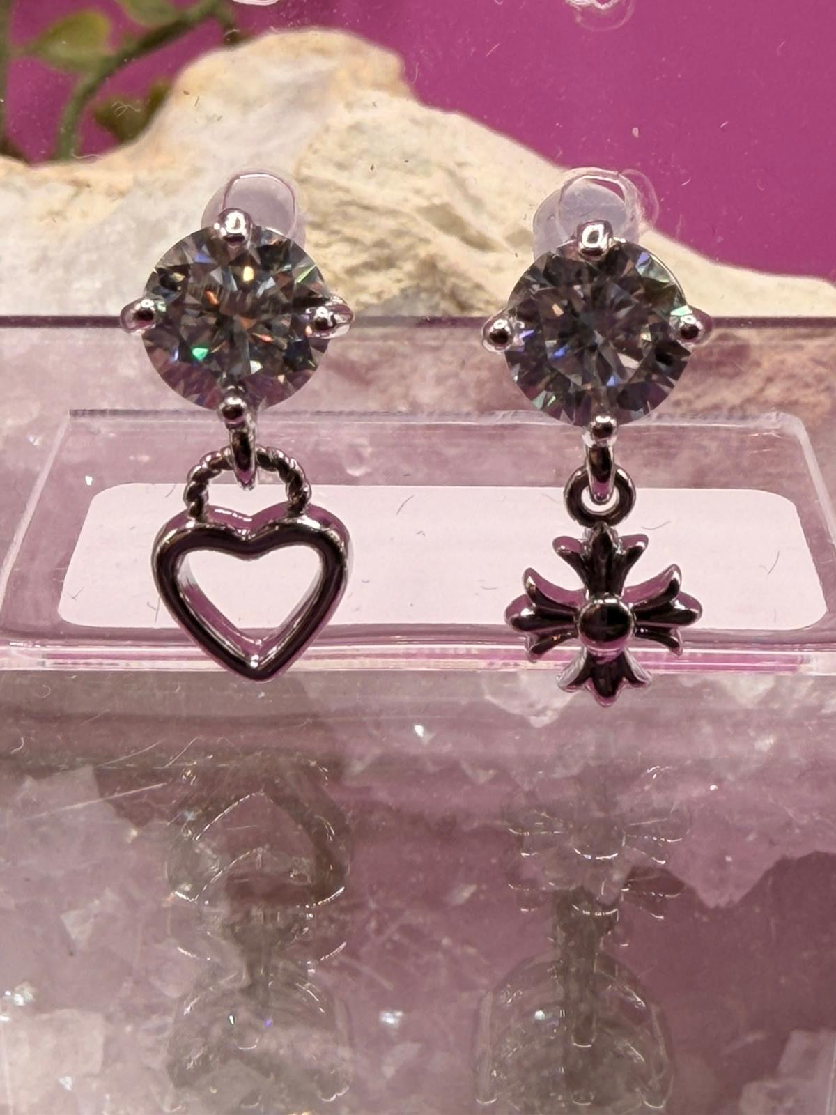 Moissanit Herz und Kreuz Ohrringe