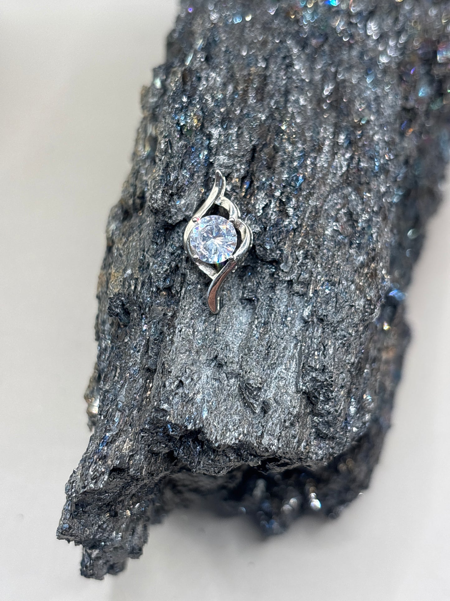 Zirkontropfen Kettenanhänger