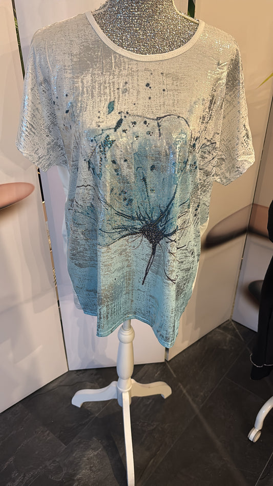 Mit Mohnblume und Glitzer