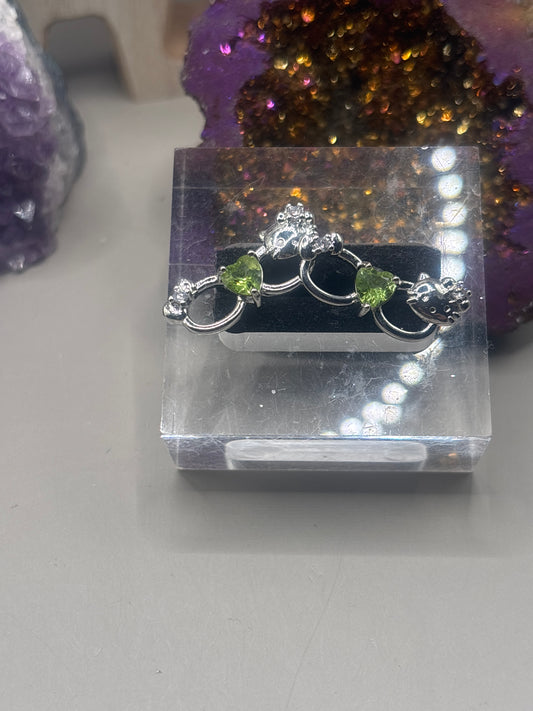 Peridot Brille mit Katze Ohrstecker