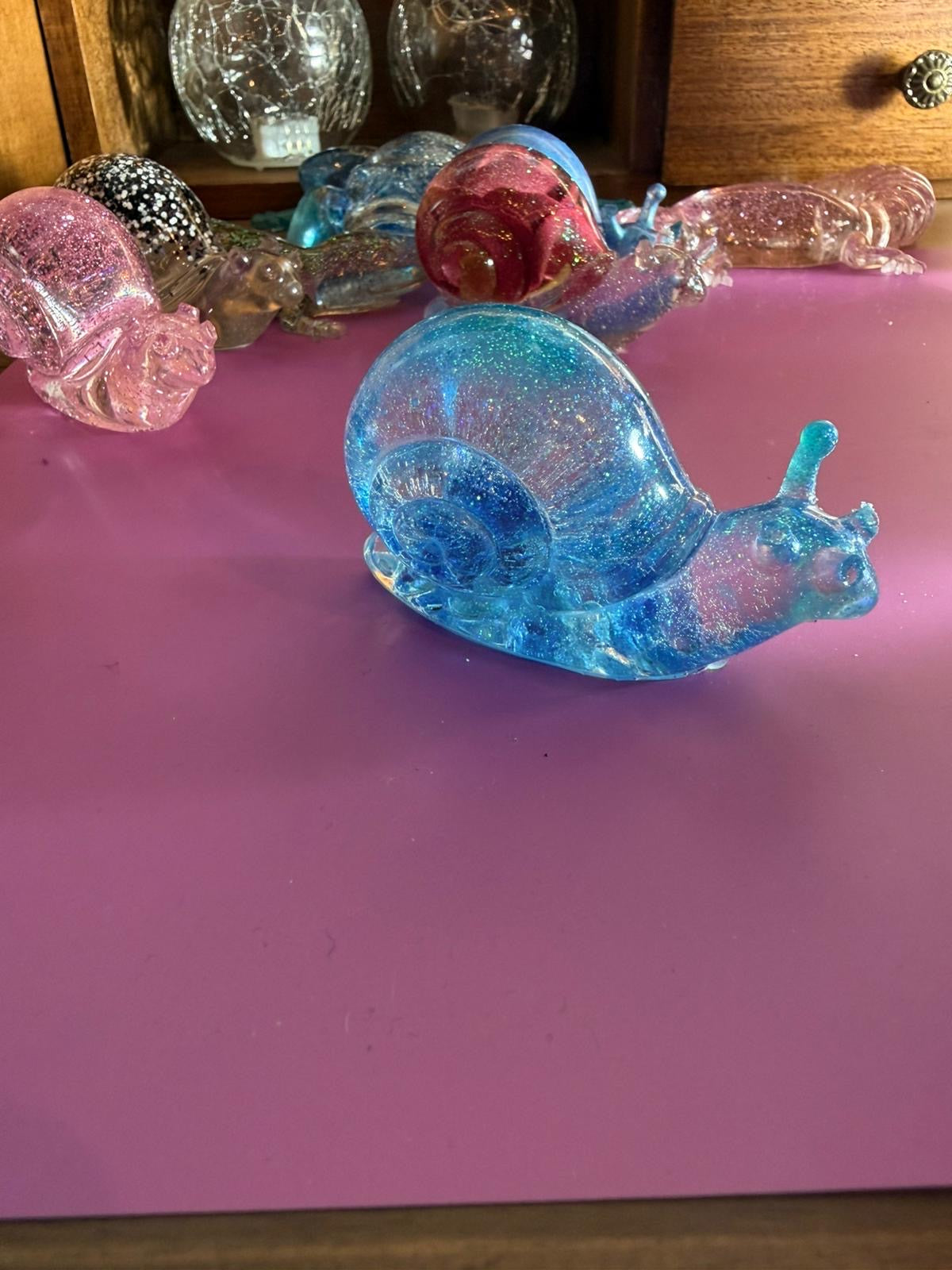 Schnecken aus Epoxidharz