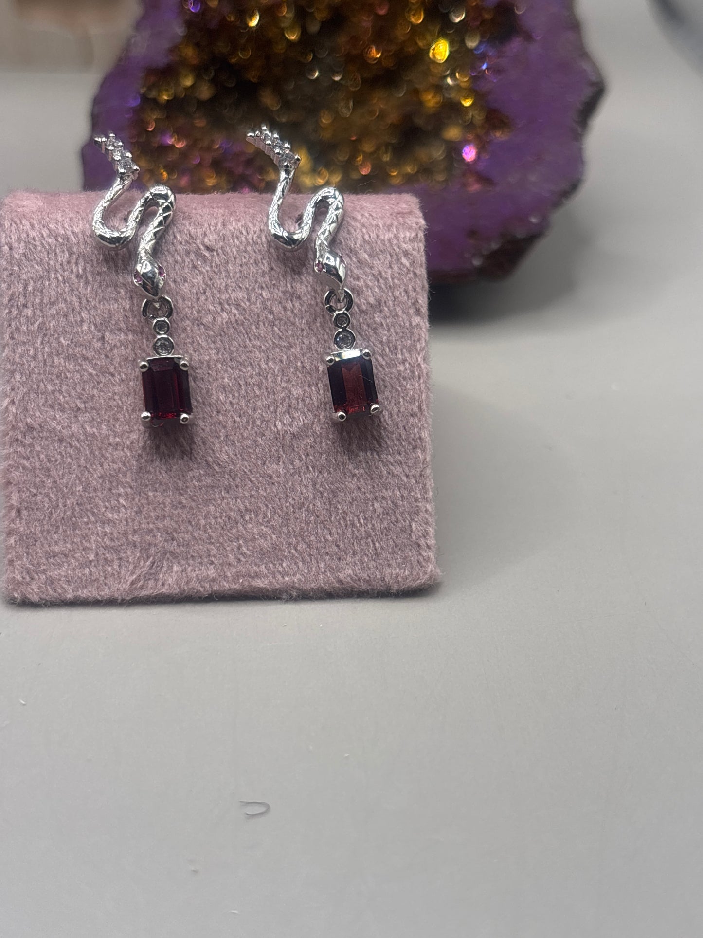 Granat Schlangen hängende Ohrringe