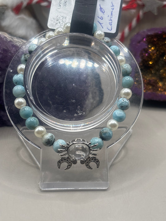 Larimar mit Bergkristall- Krabbe- Charm Armband Handmade