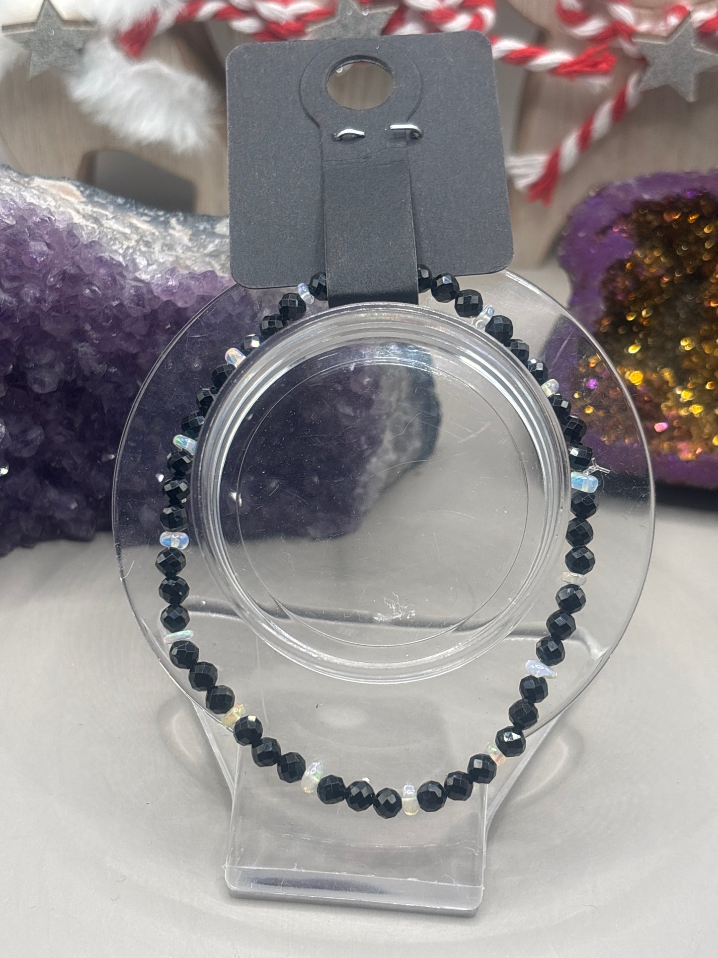 Opal und schwarzer Spinell Armband Handmade