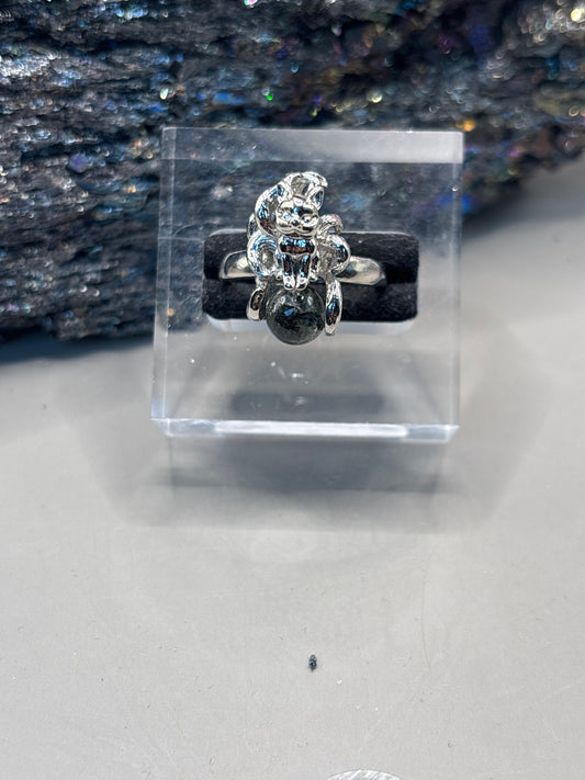 Gartenquarz als Ninetailfox Ring