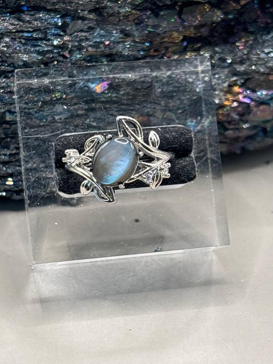 Muschelring im Blattdesign