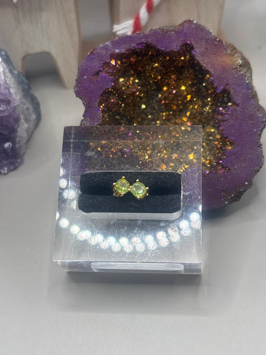 Peridot schlichte Ohrstecker
