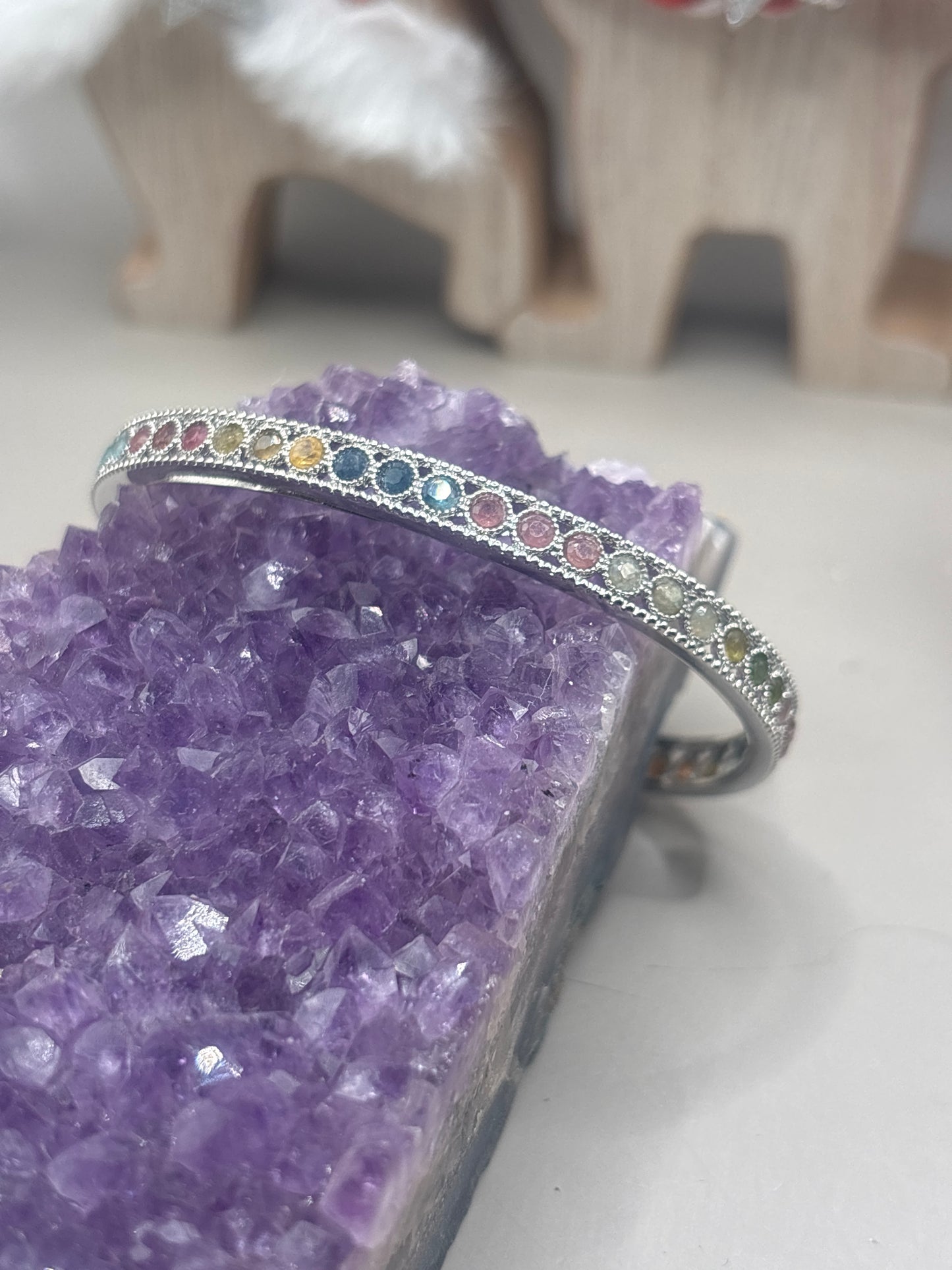 Bunter Turmalin Armreifen in verschiedenen Designs