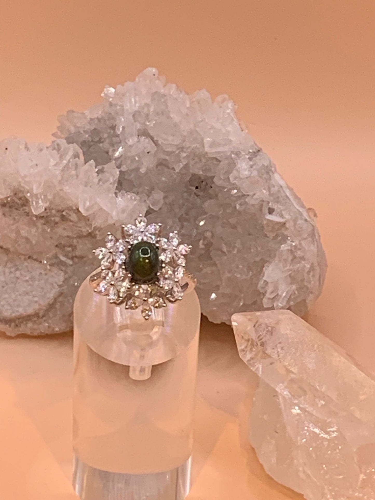 Schwarzer Opal Blume Ring