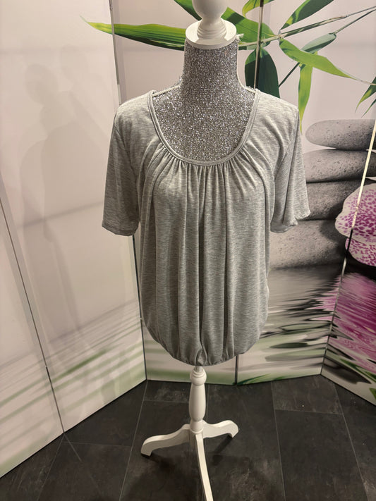 Unifarbene Shirts mit Gummibund