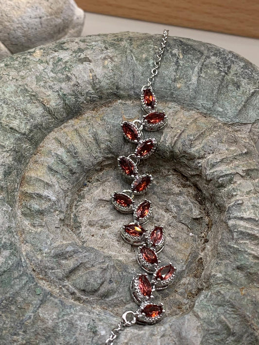 Granat Blätter Armband