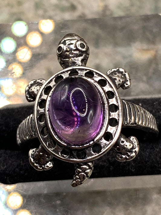 Schildkröte Vintagedesign mit Amethyst Ring
