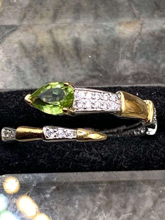 Schlange Peridot Ring